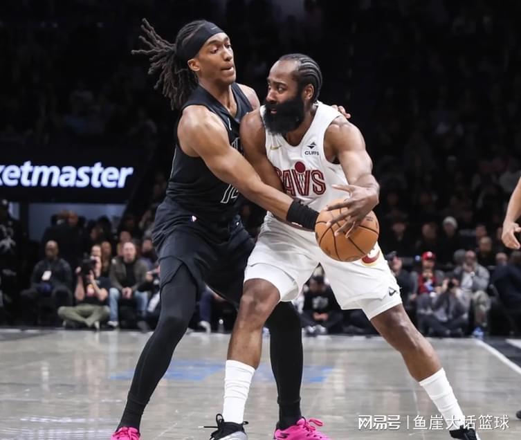 九游电脑版-骑士赢球两点仍该批，哈登错误明显！莫布里功过相抵，新援创新高